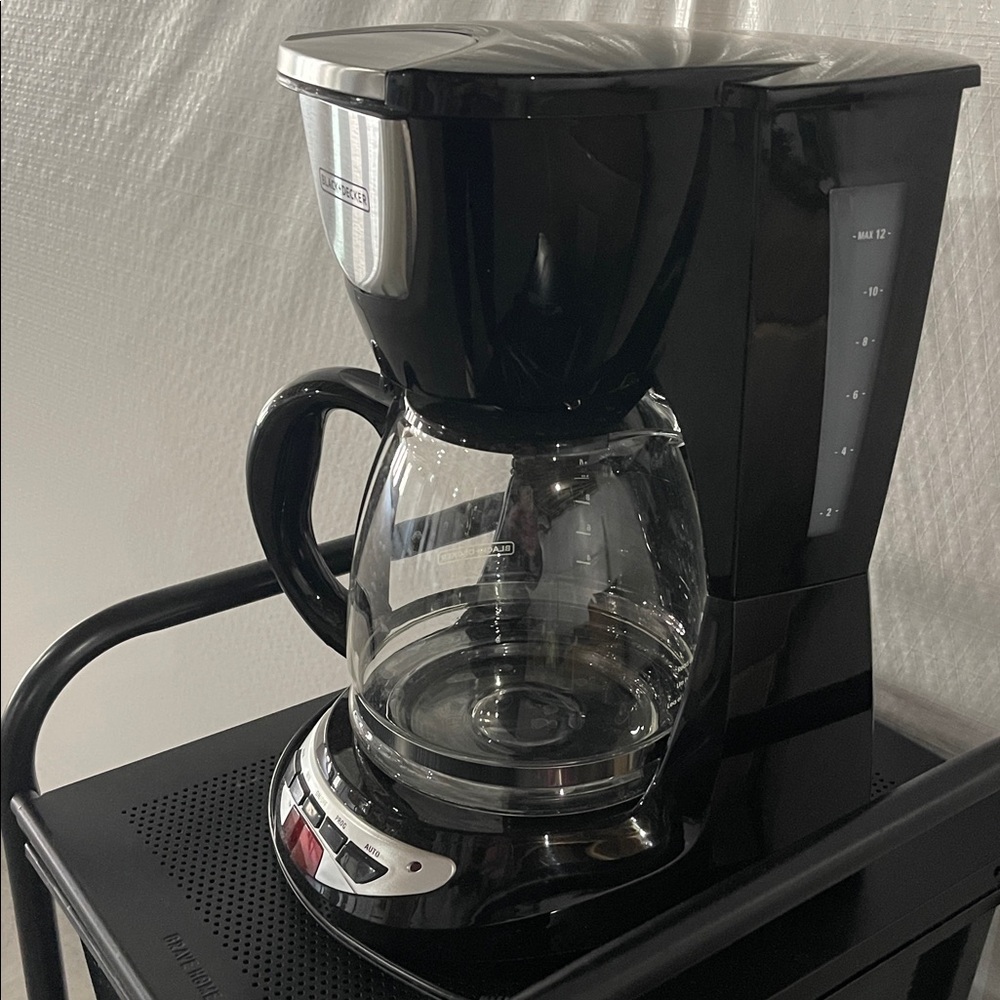 Coffee maker - Picture 2 of 3